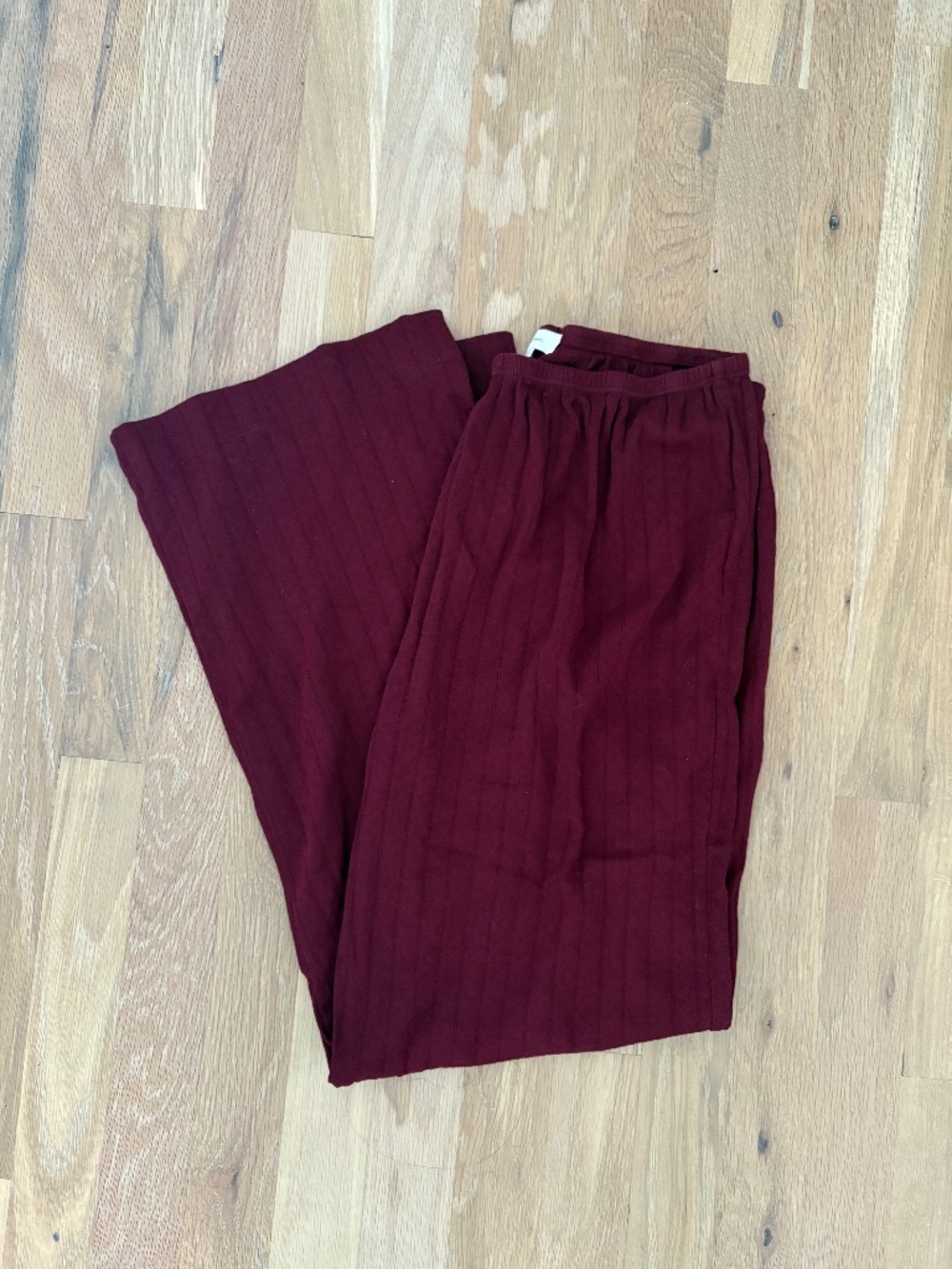 Donni The Pointelle Simple Crop Pant
